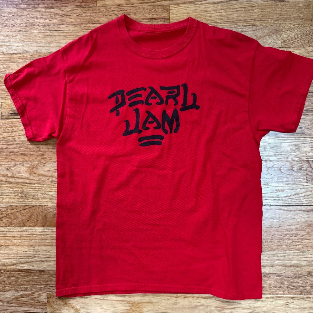 Vintage Pearl Jam destroy Red T-Shirt Size Large